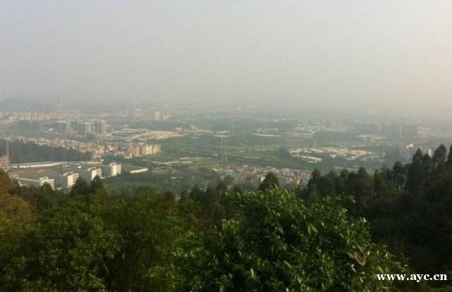 广州十大名山，天堂顶是广州最高的山峰，风景优美山高气爽，林木葱郁！